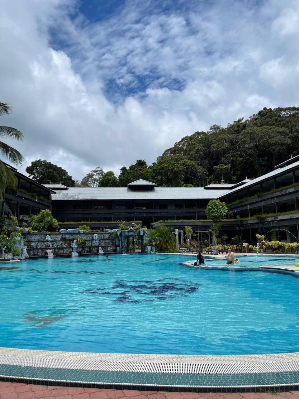 Beach Resort - Arwana Perhentian Besar Kampung Kuala Besut Kültér fotó