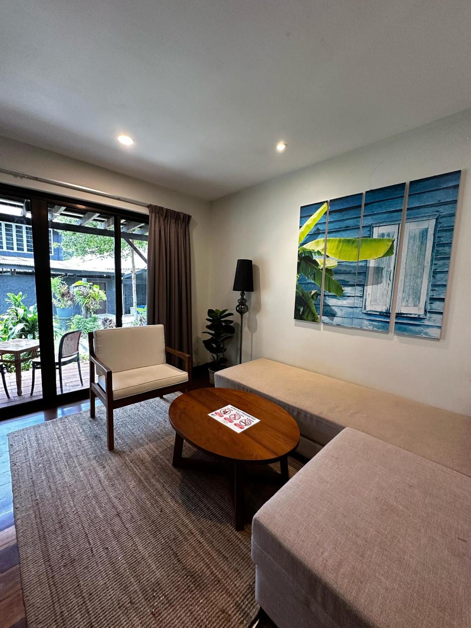 Beach Resort - Arwana Perhentian Besar Kampung Kuala Besut Kültér fotó
