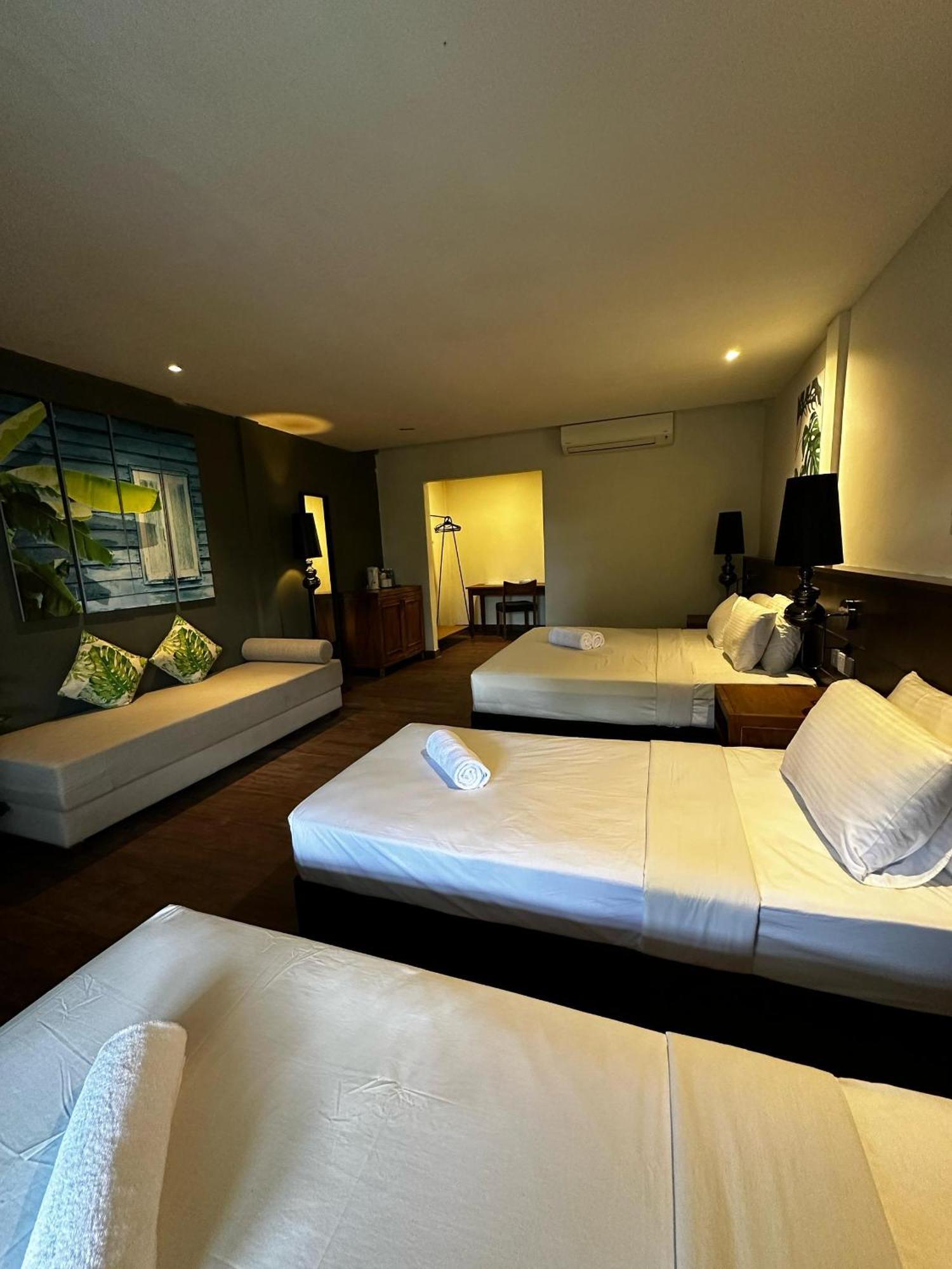 Beach Resort - Arwana Perhentian Besar Kampung Kuala Besut Kültér fotó