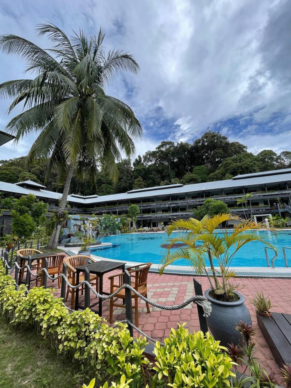 Beach Resort - Arwana Perhentian Besar Kampung Kuala Besut Kültér fotó