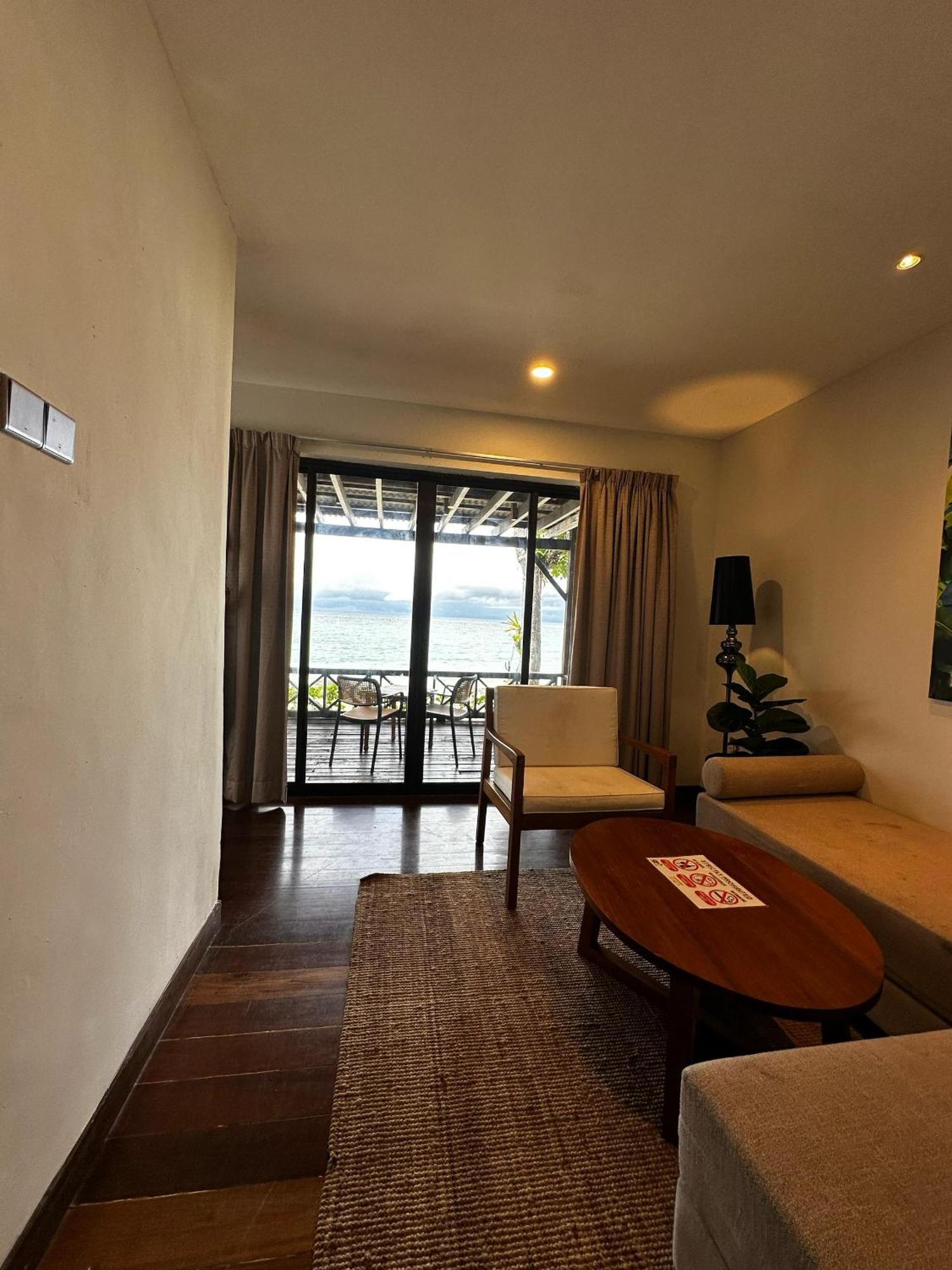 Beach Resort - Arwana Perhentian Besar Kampung Kuala Besut Kültér fotó