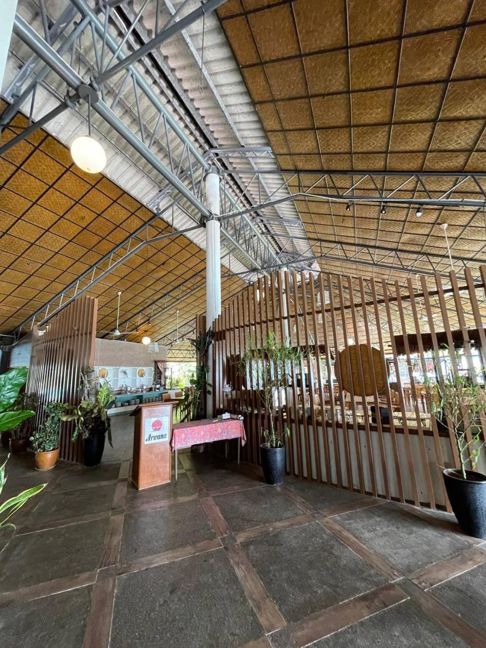 Beach Resort - Arwana Perhentian Besar Kampung Kuala Besut Kültér fotó