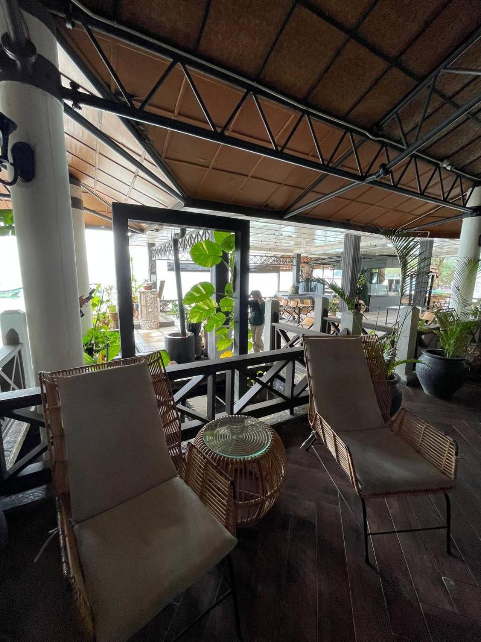 Beach Resort - Arwana Perhentian Besar Kampung Kuala Besut Kültér fotó