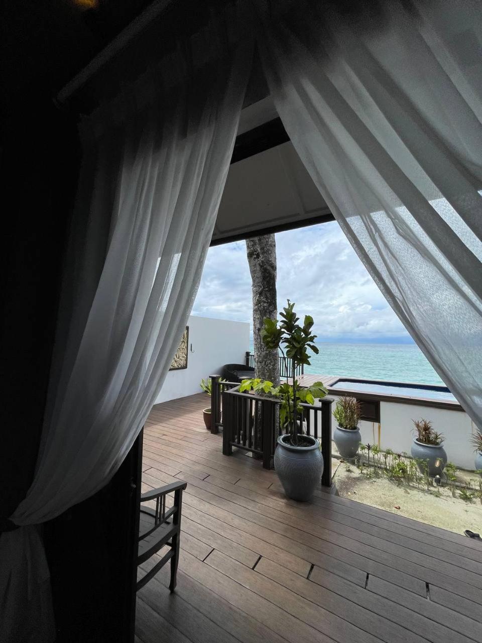 Beach Resort - Arwana Perhentian Besar Kampung Kuala Besut Kültér fotó